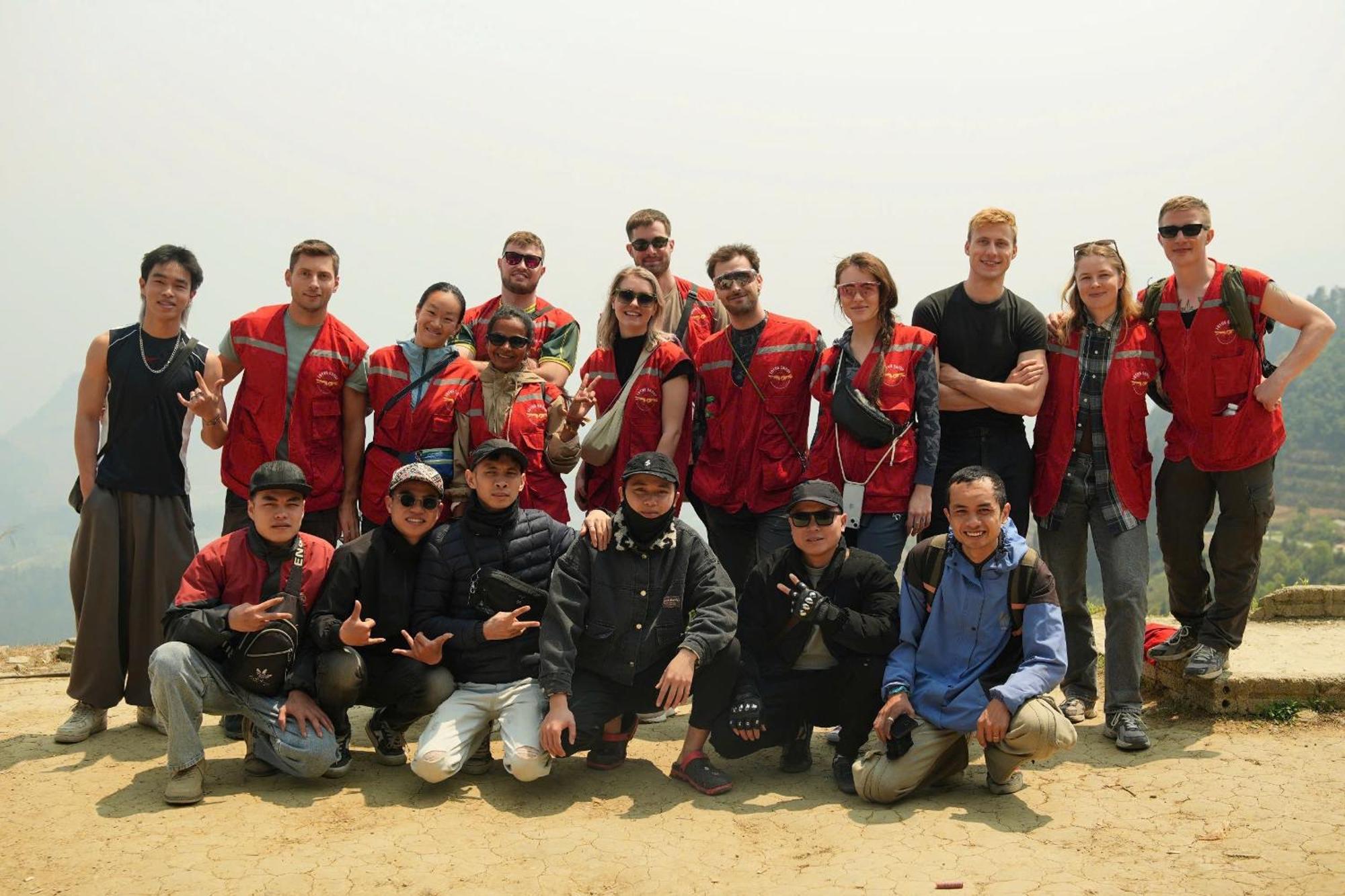 Lotus Premium Lodge - Lotus Group Tours Ha Giang Exterior foto
